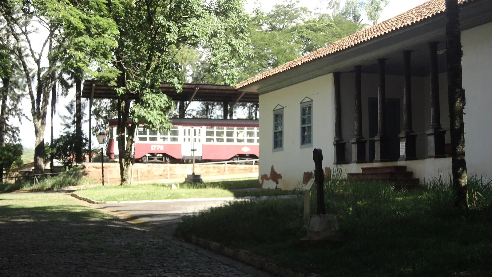 Empresas da Vila Hortência: Senac, pizzaria napolitana e boteco de almôndegas