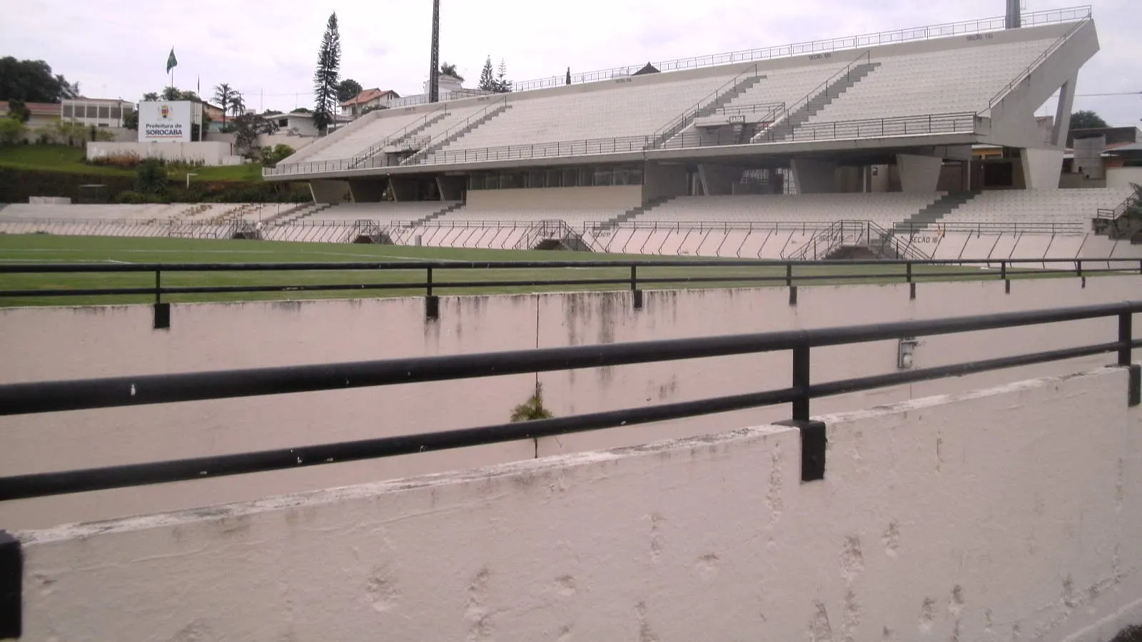 Esporte e lazer na Vila Hortência: o Ginásio Gualberto Moreira e as praças do bairro