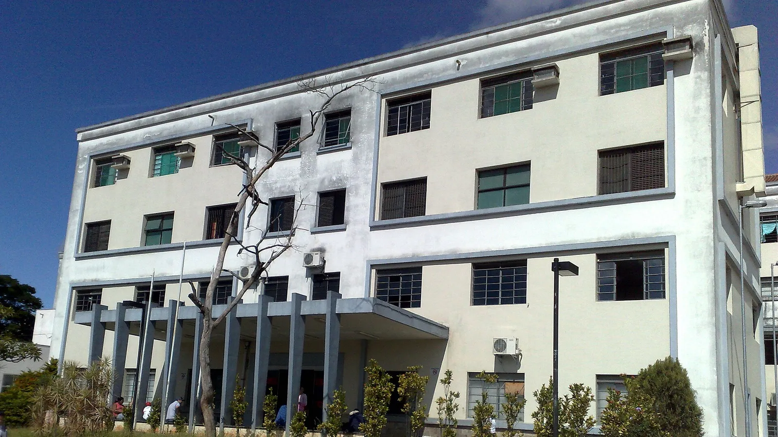 Polo de saúde do Jardim Vergueiro: hospitais, reabilitação e faculdade