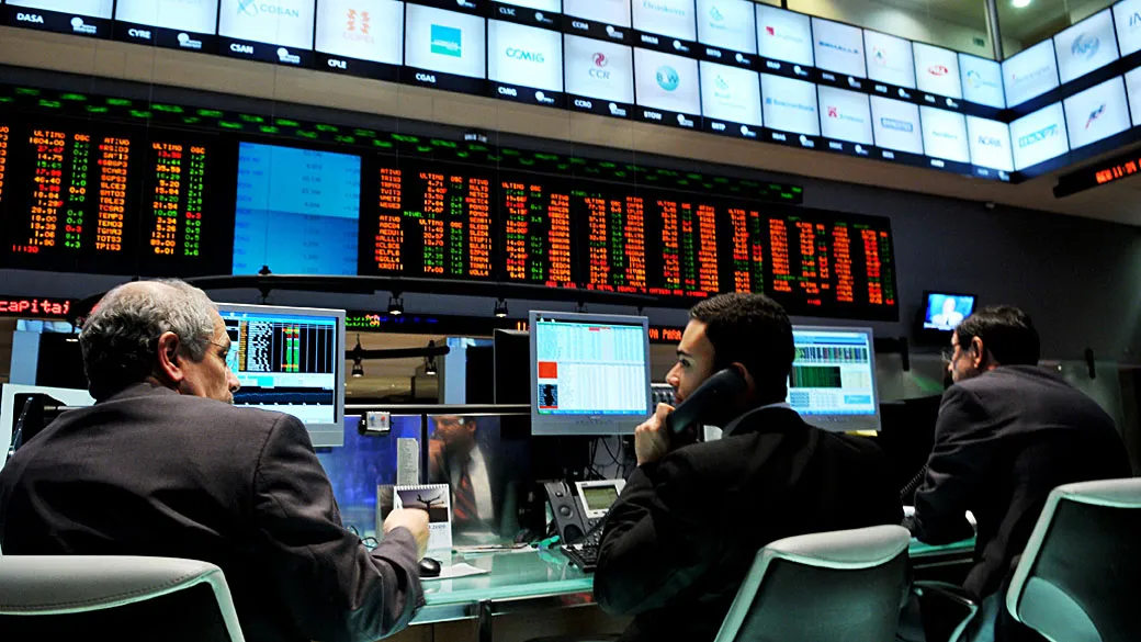 Bovespa desaba mais de 10% e tem 1ª interrupção de negociações desde 2017