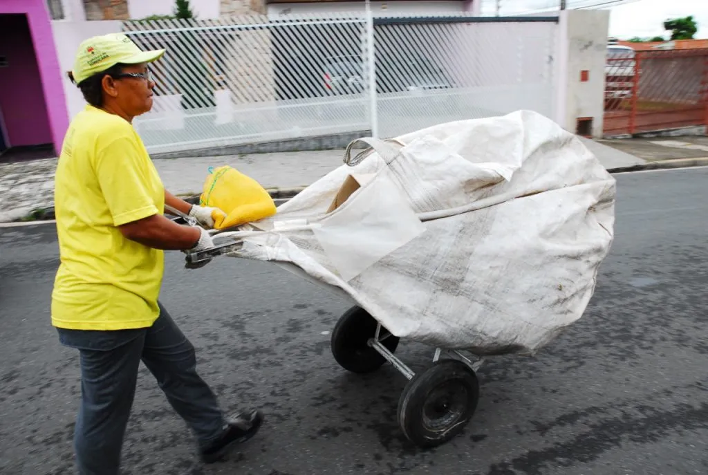 Sorocaba anuncia auxílio de R$ 600 para coletores