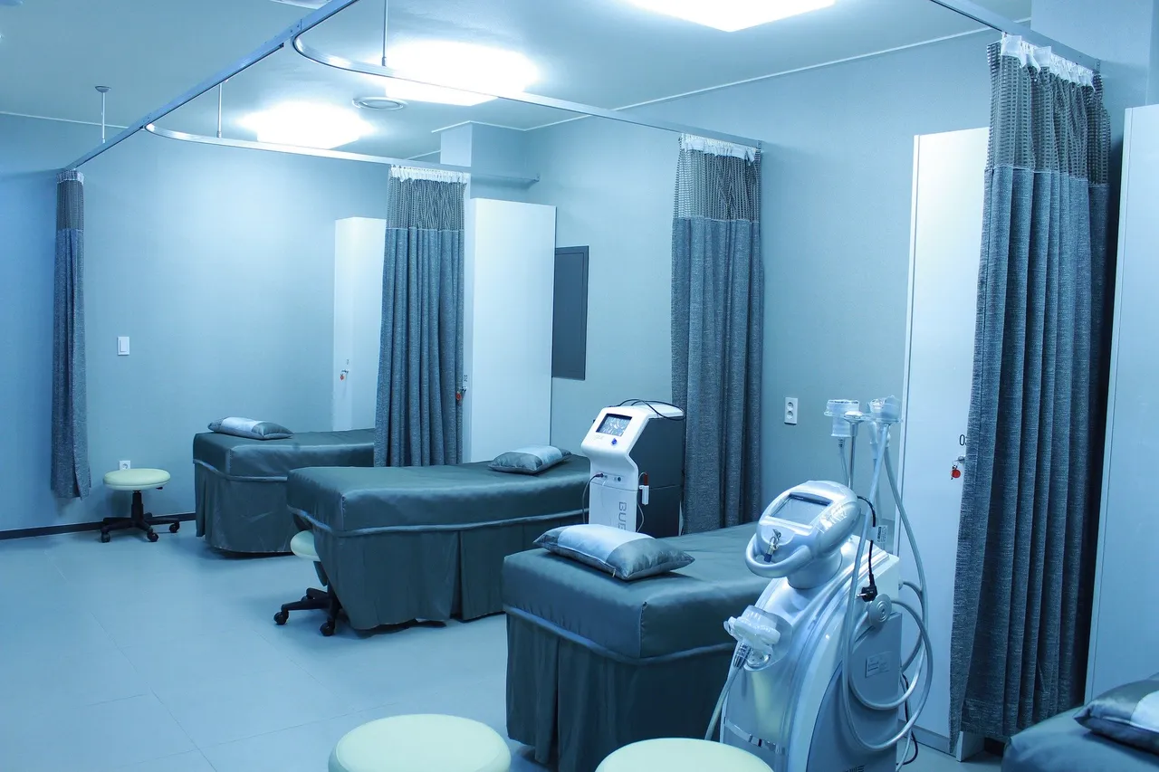 Startup desenvolve 'robô' para esterilizar leitos hospitalares