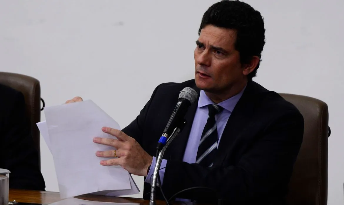 Sergio Moro confirma saída do Ministério da Justiça