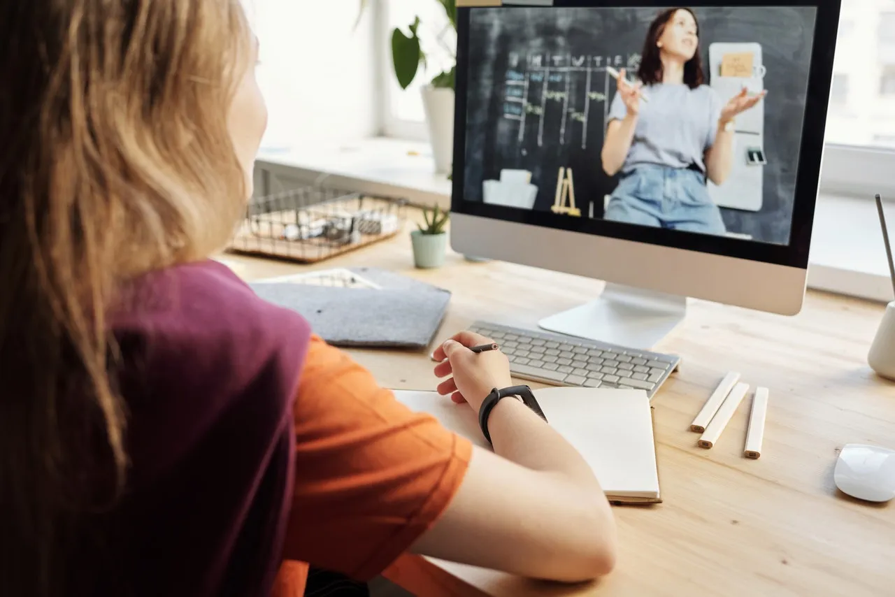 TV Escola exibirá mais de mil horas de conteúdo educativo