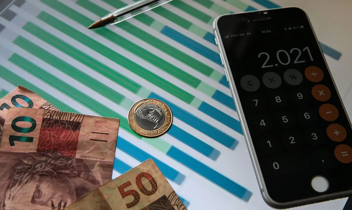 Oito municípios concentravam 25% do PIB nacional em 2019, diz IBGE