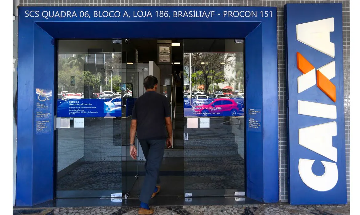 Trabalhadores nascidos em janeiro podem sacar até R$ 1 mil no FGTS